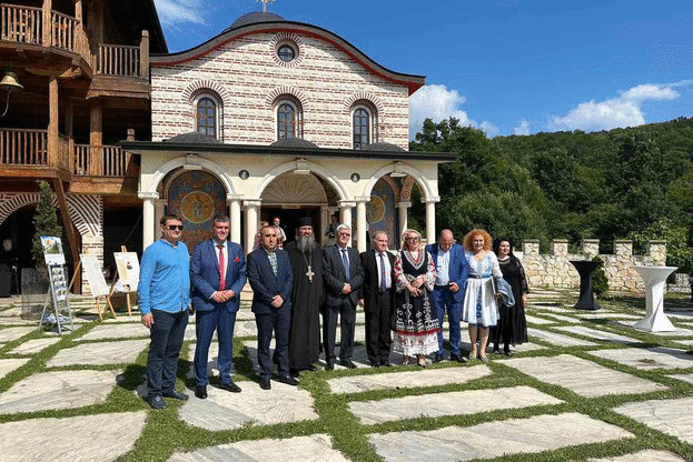 Министър Вътев: 178 храма са подпомогнати по ПРСР 2007-2013