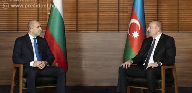 Стратегическото партньорство между България и Азербайджан обсъдиха на среща президентите Румен Радев и Илхам Алиев