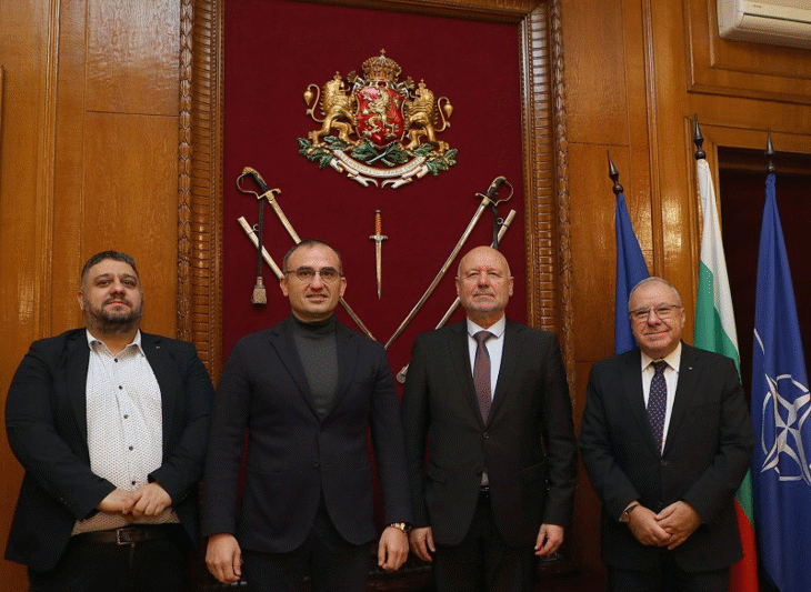 Министърът на отбраната Тодор Тагарев се срещна с представители на Организацията на евреите в България „Шалом“