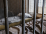 "Те се обичат. Нищо не може да спре съюза им": Двойка сключи брак в наводнена църква, булката премина през мътна река (СНИМКИ, ВИДЕО)