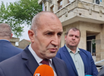 ОБНОВЕНА Българските правителства имат имат ангажимент към договор, сключен с ЕС, но най-големият им ангажимент е към гражданите, коментира президентът Румен Радев