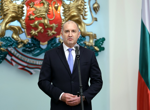 Пенсионната възраст не трябва да бъде променяна по никакъв начин според министъра на труда и социалната политика Борислав Гуцанов