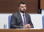 Действията на министър Даниел Митов, макар и малко позакъснели, все пак са правилни, каза премиерът Росен Желязков във Виена