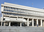 ОБЗОР
                                                                                МВнР призова българските граждани в Иран незабавно да напуснат страната, а тези в района на Близкия изток да съобщят за местоположение си