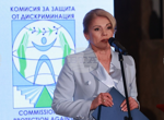 Комисията за защита от дискриминация доказа, че равното третиране на всички граждани е кауза, заяви в поздравителен адрес Илияна Йотова