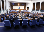Парламентът ще обсъди днес промените в т.нар. удължителен закон за бюджета и още пет допълнителни точки