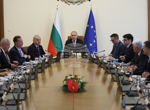 ОБНОВЕНА Снемането на охраната от НСО на Делян Пеевски и Бойко Борисов е направено след анализ, не е политически акт, каза министър Иван Демерджиев