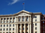 Проекторешение за замразяване на депутатските заплати в размер на три средномесечни възнаграждения в обществения сектор, прие правната комисия
