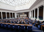 Второто гласуване на промени в т.нар. удължителен бюджет, свързани с тавана на държавния дълг, е в седмичната проектопрограма на парламента