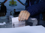 В ЦИК днес са постъпили документите за регистрация за президентските избори на две партии и един инициативен комитет