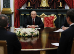Пратениците на Тръмп вече са в Киев след три часа при Путин. Размяната на удари продължава