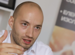 Нов закон на кабинета "Радев" отмени ключови защити при бързите кредити