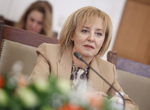 Кабинетът "Радев" назначи Мая Манолова да брани потребителите