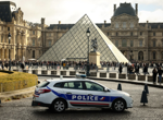 Suspects arrested over the theft of crown jewels from Paris’ Louvre museum Suspects arrested over the theft of crown jewels from Paris’ Louvre museum