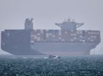 US pushes to reopen Strait of Hormuz as Iranian attacks on UAE strain ceasefire