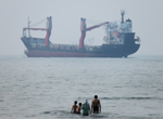 Iran targets Bahrain and Kuwait after US launches strikes and limits the sale of Iranian oil