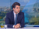 Вицепремиерът Атанас Пеканов: Отпуснатите 1 млрд. евро по ПВУ са глътка въздух за бюджета