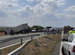 В развитие
                        
                                                                            Съдът в Бургас решава дали да остави в ареста шофьора на тира, причинил тежката катастрофа на АМ "Тракия" край Карнобат