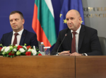 Румен Радев: Устройството за заглушаване на GPS сигналите в София е било поставено върху джип