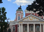 Новият сезон в Народен театър „Иван Вазов“: „Вакханки“, "Физика на тъгата" и разказ за Виола Каравелова
