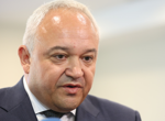 Проф. Александър Сивилов: Малко вероятно е да идва край на ерата "Вучич"
