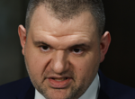 Заради Петьо Еврото министър Найденов иска отстраняването на Емилия Русинова