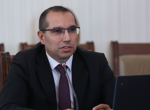 Н. Нейнски: Политиката в България в момента се задава единствено от Румен Радев
