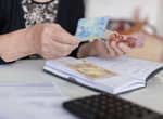 Започна изплащането на пенсиите за май