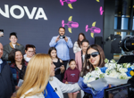 „Гордеем се с теб! Мечтай смело, DARA!“: NOVA с грандиозно посрещане на победителката от „Евровизия“ (ВИДЕО+СНИМКИ)