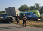Влак блъсна тир на жп прелез край Враца