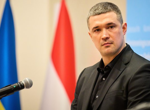 Тук вече се разгръща диктатура: Военните са ядосани на Зеленски заради оставката на Федоров