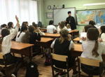 Руската църква е в класните стаи, свещеници преподават "уроци по целомъдрие"