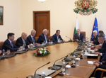 Службите за сигурност пред Радев: Няма пряка заплаха за България