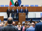 Първата победа на Симион струва досега €10 млрд. на румънската централна банка