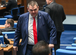 Банкери призоваха хората да не чакат последния момент да сменят кеша от левове в евро
