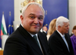 Демерджиев: Злите езици говорят, че зад фирмите, доставящи мантинели, стои бивш премиер