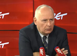 Напрежение и нови сблъсъци на протест пред албанския парламент заради Звърнец