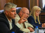 Мерц търси подкрепа в партията преди провинциалните избори в неделя