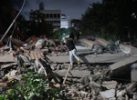 7.1 and 7.5 magnitude quakes strike Venezuela causing severe damage - no victim numbers given yet