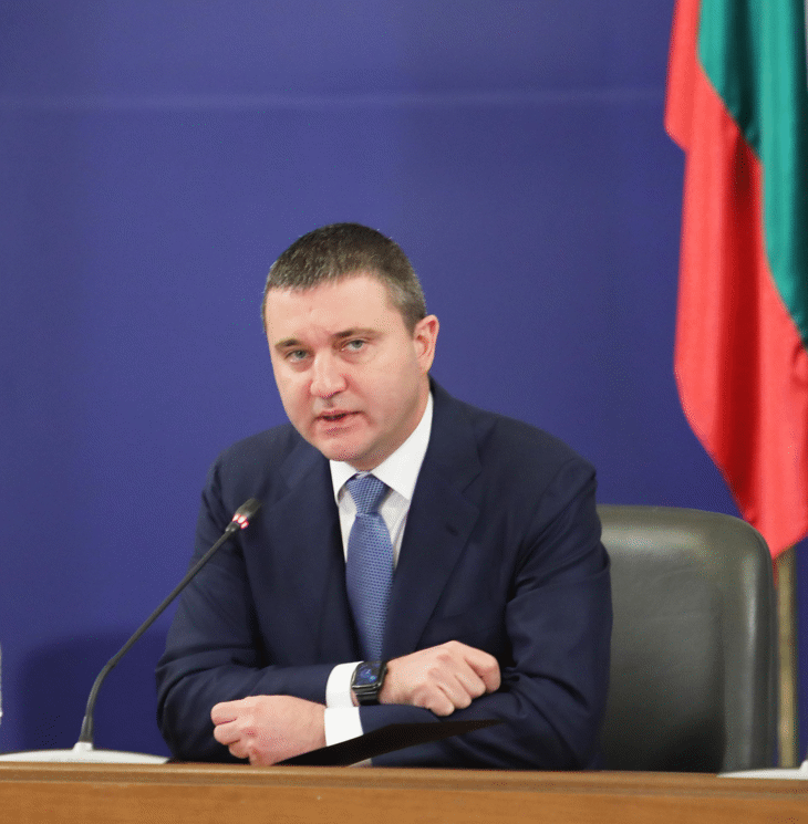 Министър Горанов: Промените В Закона За Бюджета Имат За Цел Да Гарантират, Че Държавата Има Достатъчно Ликвидност И Достатъчно Възможност Да Поддържа Основните Си Функции И Да Ги Финансира