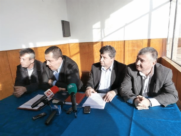 Криминалисти разкриха извършителя на побой над семейство в село Камбурово