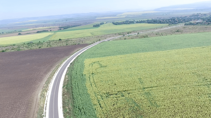 Рехабилитирани са 12 км от път III-904 Гроздьово - Провадия - важна транспортна връзка в Североизточна България