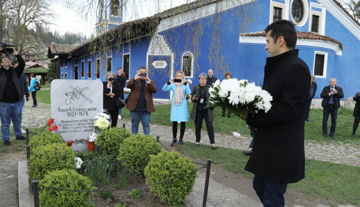 Премиерът Петков в Копривщица: Бъдещето на България зависи от самите нас