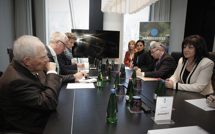 Отличните двустранни отношения и изключително активния политически диалог на всички нива обсъдиха председателят на парламента Цвета Караянчева и председателят на Германския Бундестаг Волфганг Шойбле