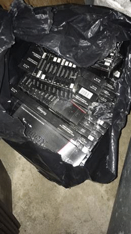 35 400 къса контрабандни цигари и нерегистрирани газови пистолети са открити при акция на икономическа полиция в Ботевградско