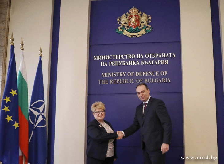 Министърът на отбраната Драгомир Заков проведе среща с посланика на Република Румъния Н. Пр. Бръндуша Предеску