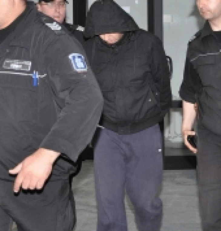 По искане на Окръжната прокуратура във Варна съдът задържа под стража наркоразпространител