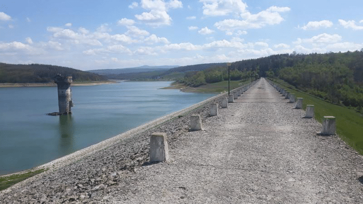 Отпускат се допълнително 0,800 млн. куб. м вода за напояване от язовир „Ястребино“