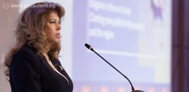 Президентът: Институциите трябва да работят така, че да увеличат доверието в еврото