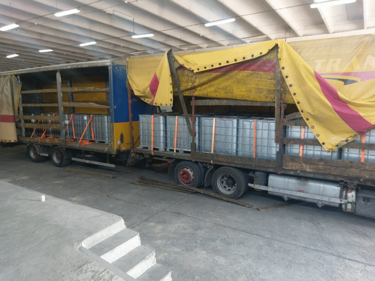 Голямо количество нелегален спирт задържаха митническите служители на ГКПП Кулата